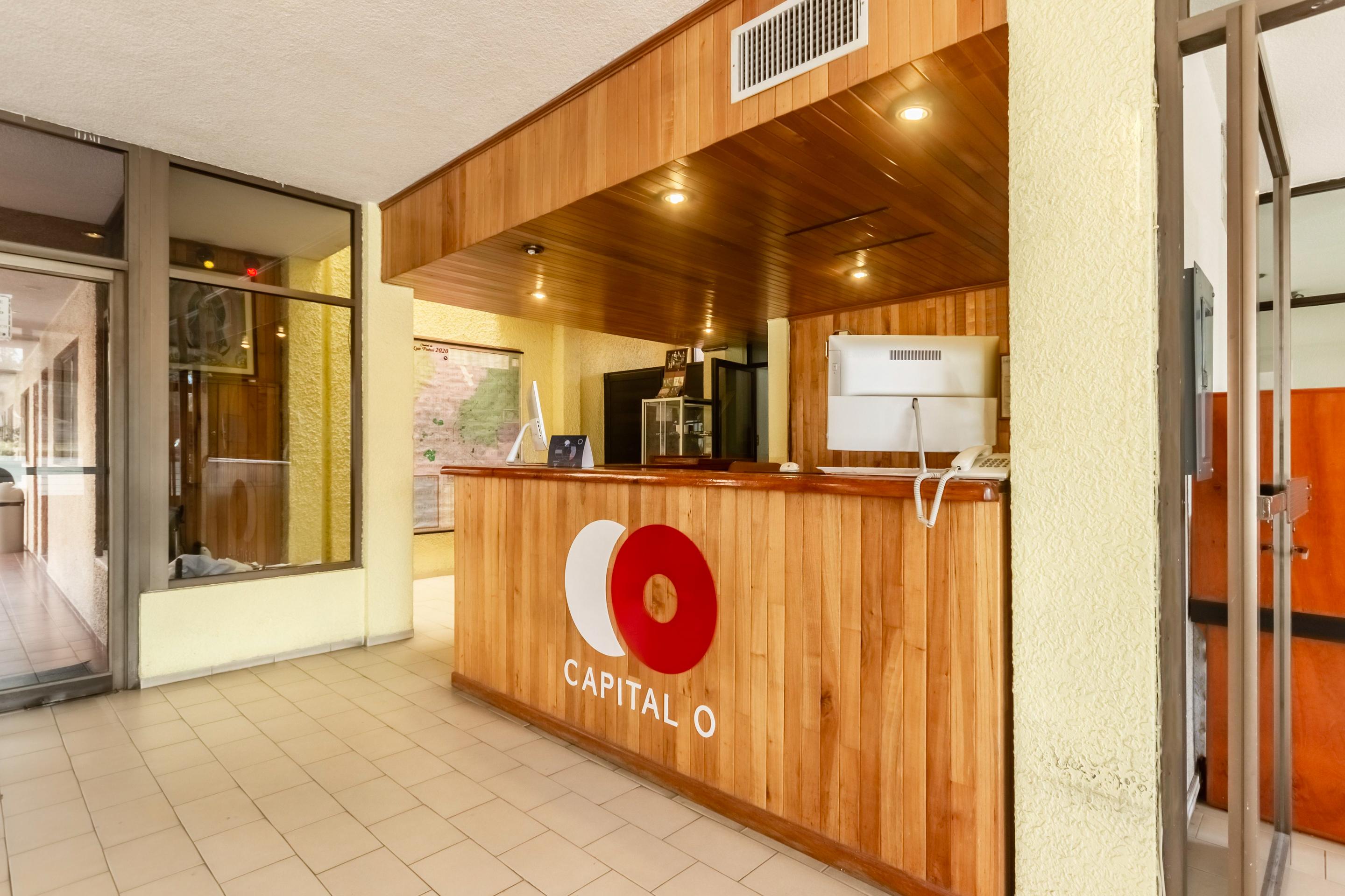 Capital O Mansion Los Arcos, 圣路易斯波托西 外观 照片