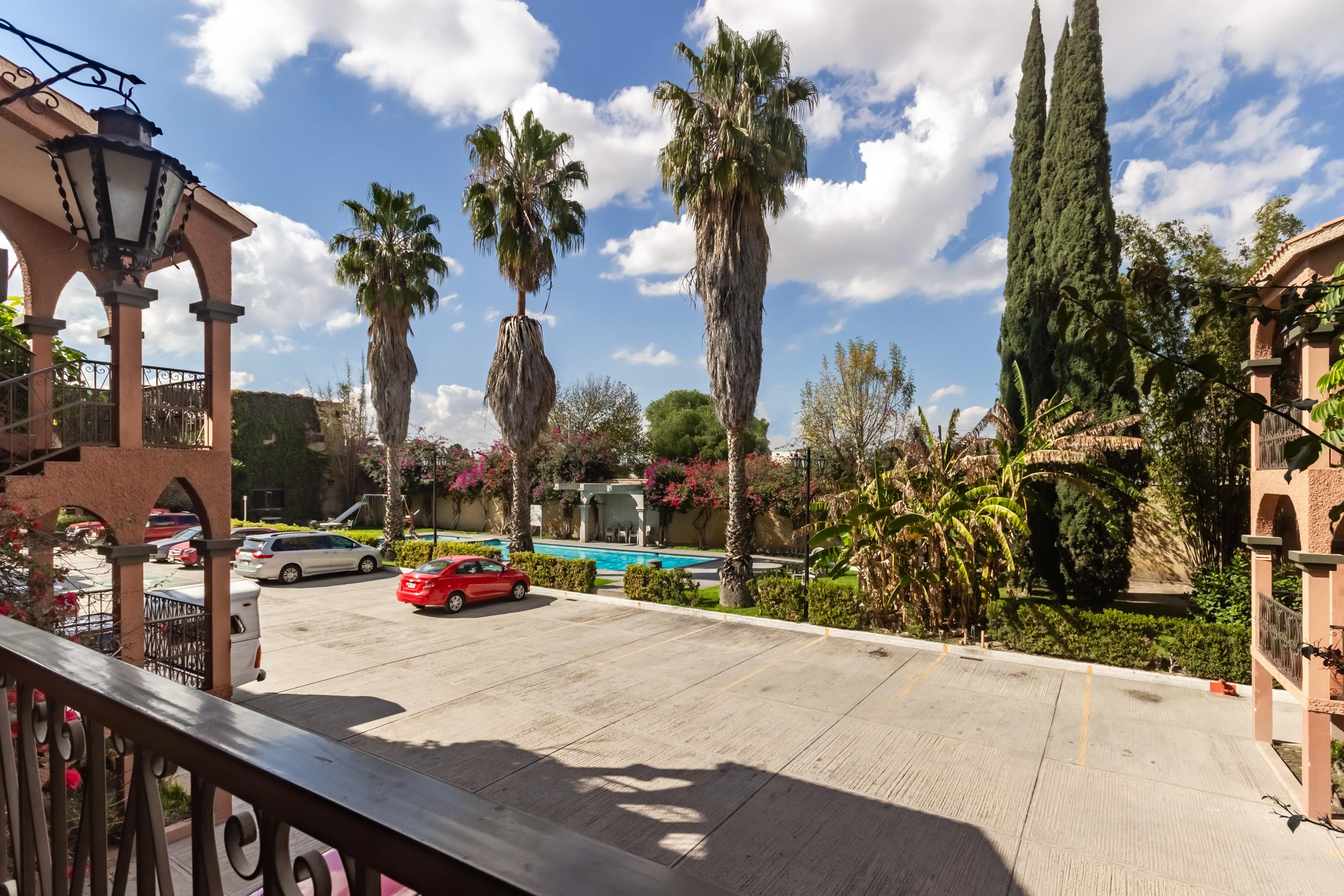 Capital O Mansion Los Arcos, 圣路易斯波托西 外观 照片
