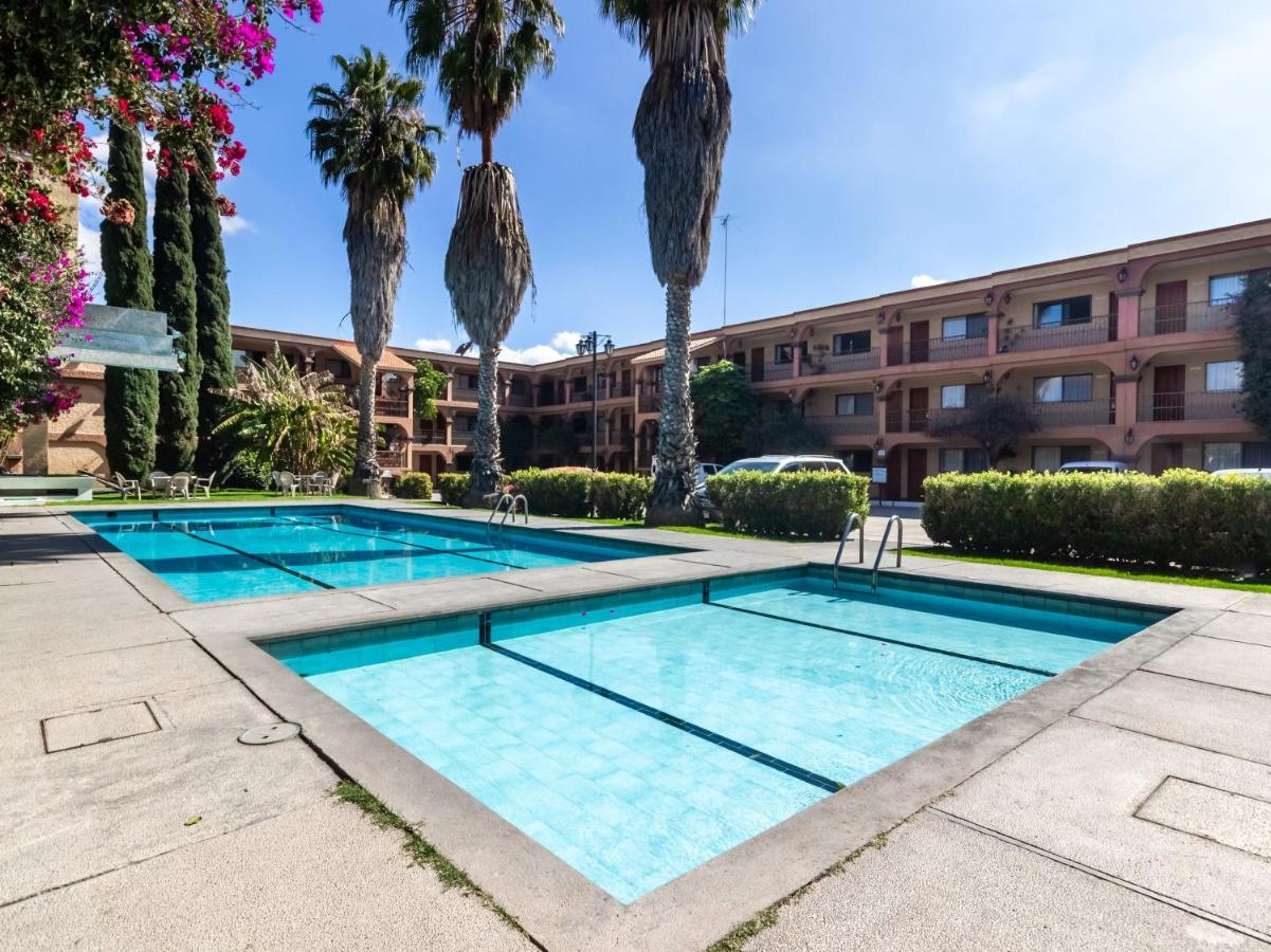 Capital O Mansion Los Arcos, 圣路易斯波托西 外观 照片