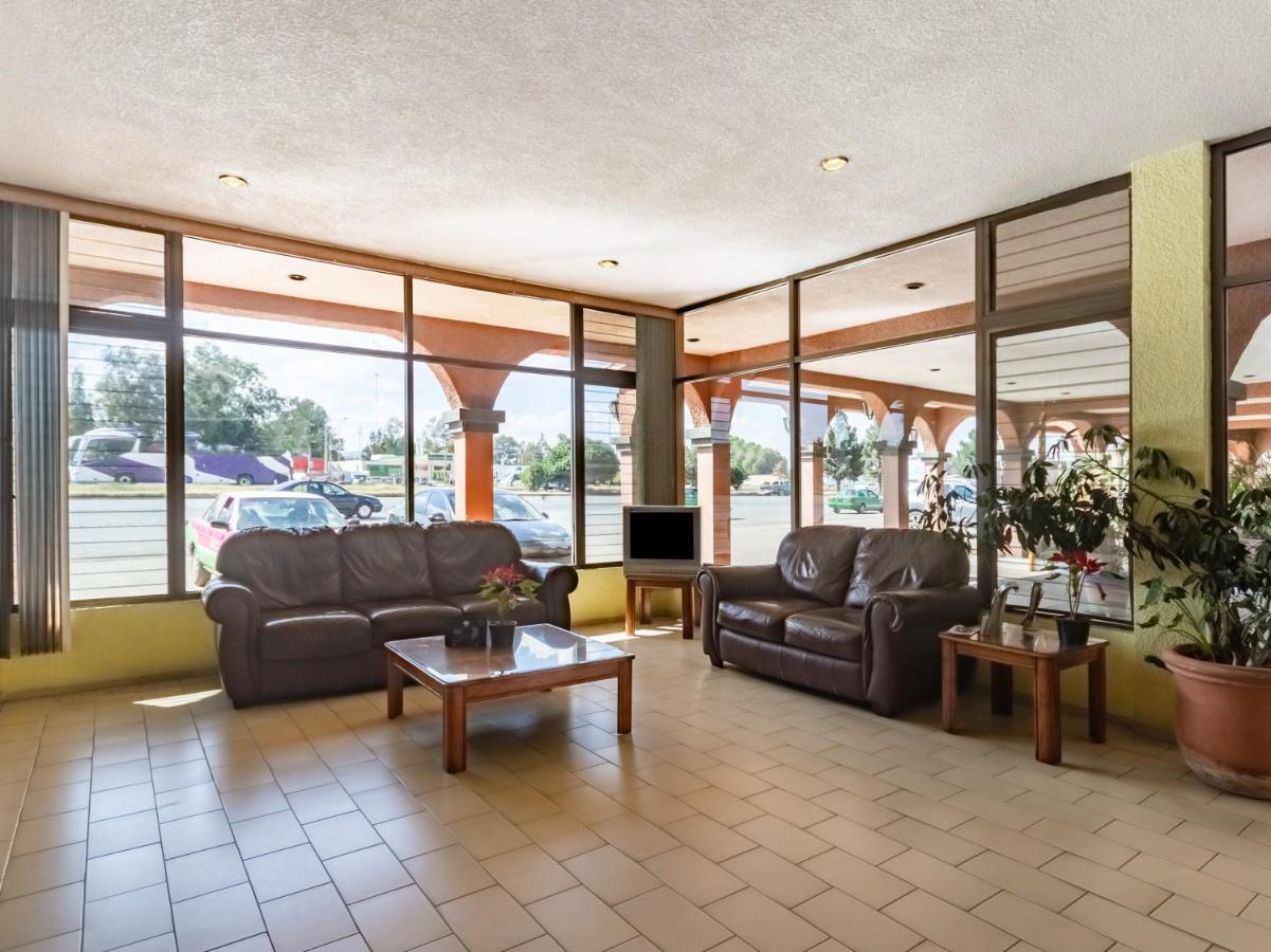 Capital O Mansion Los Arcos, 圣路易斯波托西 外观 照片